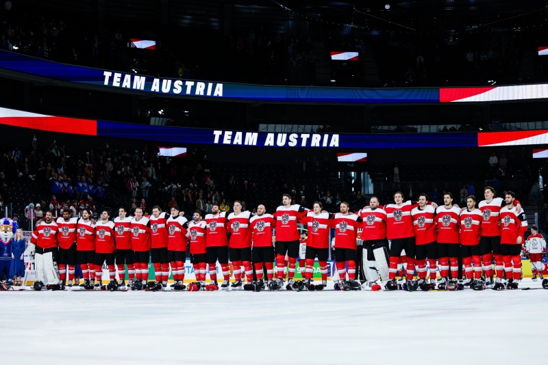 Photo hockey Championnats du monde -  : Autriche (AUT) vs Hongrie (HUN) - La mort en fusillade