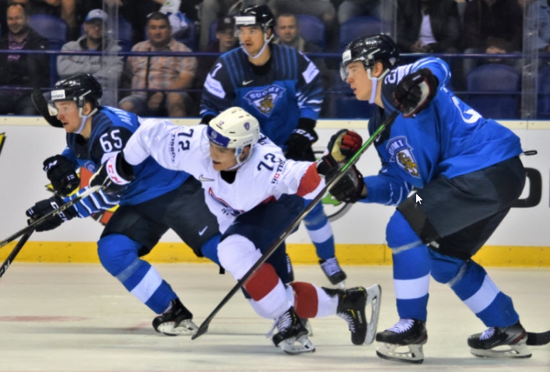 Photo hockey Championnats du monde -  : France (FRA) vs Finlande (FIN) - La Finlande sans forcer.