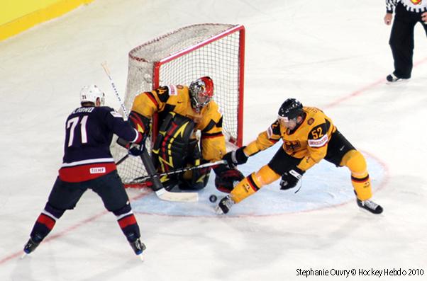 Photo hockey Championnats du monde - Championnats du monde - Hockey Mondial 10 : 77 803 !!