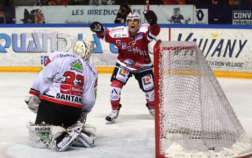 Photo hockey Coupe de France - Coupe de France : 1/4 finale  : Grenoble  vs Amiens  - Grenoble-Amiens : feu d