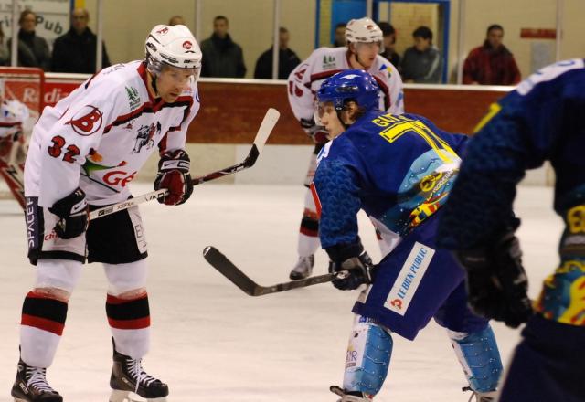 Photo hockey Coupe de la Ligue ARCHIVES - CDL 1/4 - Retour : Dijon  vs Brianon  - Bien mal pay...