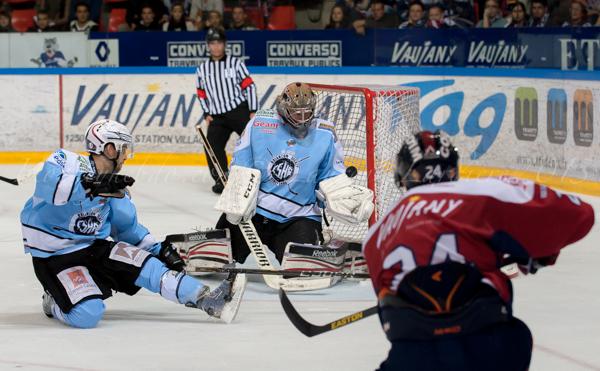 Photo hockey Coupe de la Ligue ARCHIVES - Coupe de la Ligue : 1/8me, 5me  journe : Grenoble  vs Brianon  - Grenoble euphorique !