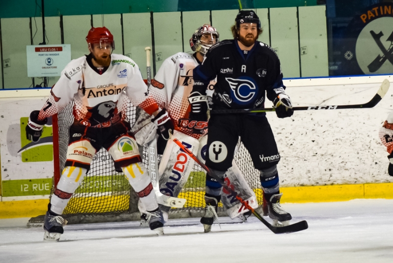 Photo hockey Division 1 -  : Nantes vs Cholet  - Division 1: Match Amical Nantes retrouve la glace