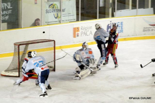 Photo hockey Division 1 - D1 : 11me journe : Nice vs Montpellier  - Les Aigles repartent