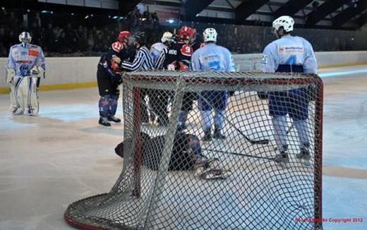 Photo hockey Division 1 - D1 : 12me journe : Neuilly/Marne vs Montpellier  - Bonne opration pour Montpellier