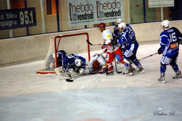 Photo hockey Division 1 - D1 : 13me journe : Reims vs Valence - Les Phnix se sortent des griffes du Lynx ! 