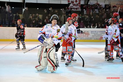 Photo hockey Division 1 - D1 : 26me journe : Neuilly/Marne vs Amnville - Neuilly valide son billet