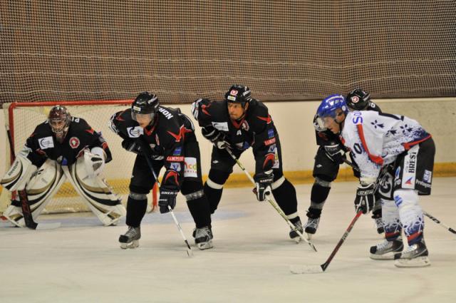 Photo hockey Division 1 - D1 : 2me journe : Toulouse-Blagnac vs Brest  - Dur apprentissage