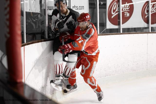 Photo hockey Division 1 - D1 : 6me journe : Valence vs Nice - Ca sent mauvais 