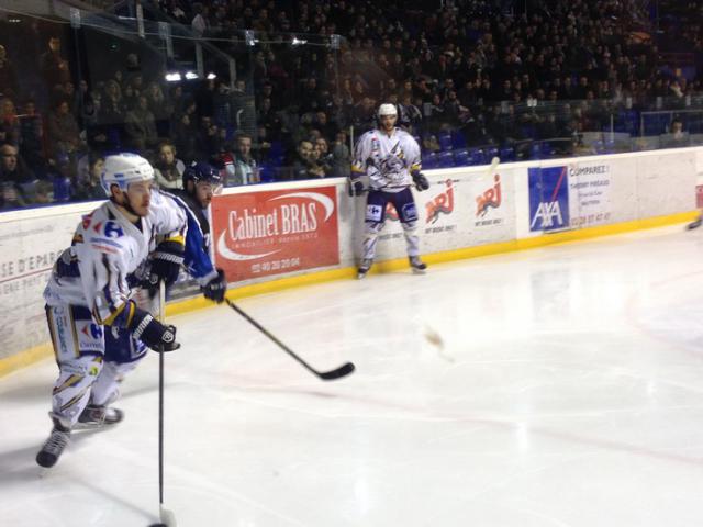 Photo hockey Division 1 - D1 : Play Off - 1/4 de finale, match 2  : Nantes vs Reims - Nantes galise