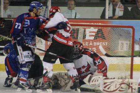 Photo hockey Division 1 - D1 Play Off Finale  - match 2 : Brest  vs Neuilly/Marne - Les Bisons sont de retour.