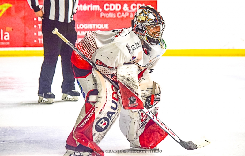 Photo hockey Division 1 - Division 1 - 1/2 de Finale match 3 : Nantes vs Cholet  - Cholet achve la srie face  Nantes et file en Finale 