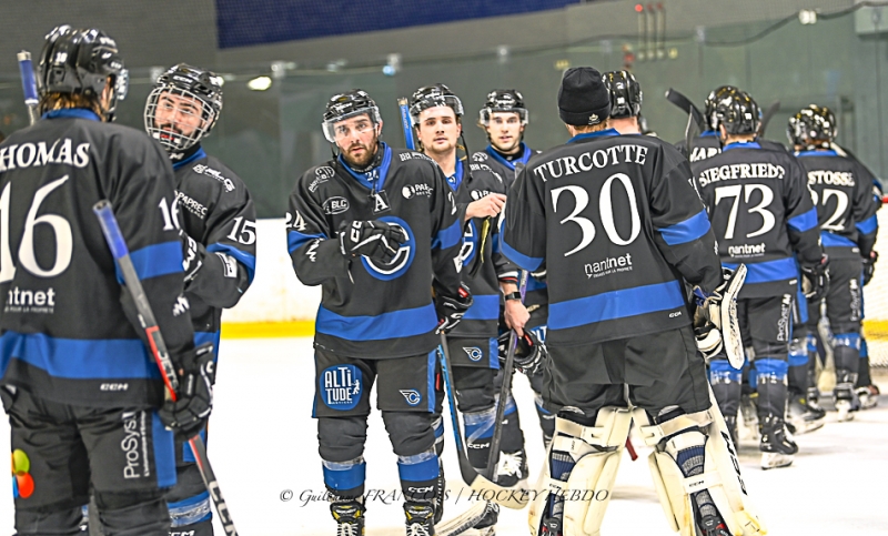 Photo hockey Division 1 - Division 1 - 1/4 de Finale - Match 3 : Nantes vs Cholet  - Nantes remporte la 1re manche