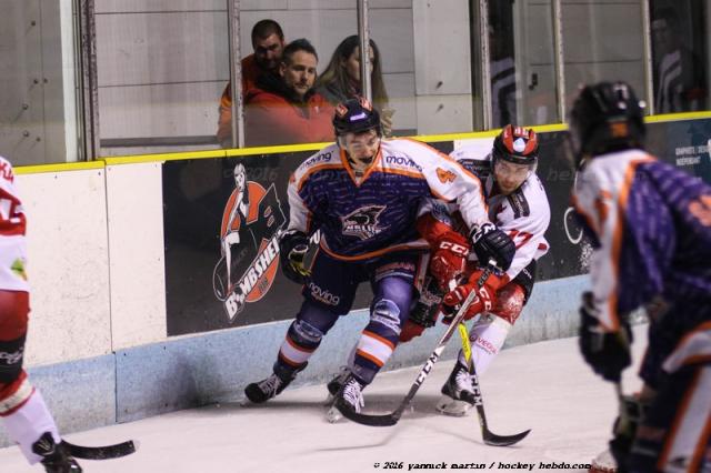 Photo hockey Division 1 - Division 1 : 10me journe : Clermont-Ferrand vs Brianon  - Face au leader Clermont fait front mais s