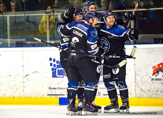 Photo hockey Division 1 - Division 1 : 10me journe : Nantes vs Cholet  - Nantes laisse filer le derby  Cholet 