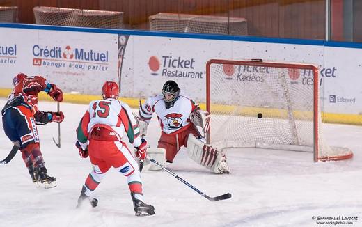 Photo hockey Division 1 - Division 1 : 13me journe : Lyon vs Courbevoie  - Lyon  reprend la tte.