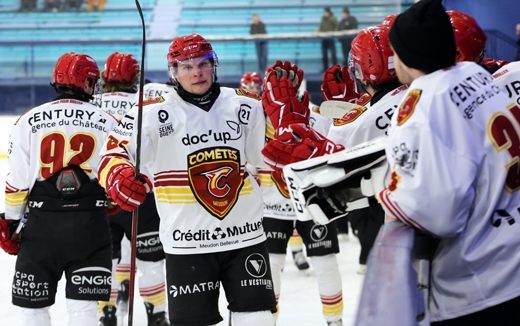 Photo hockey Division 1 - Division 1 : 13me journe : Mont-Blanc vs Meudon - Les Comtes rsistent au froid