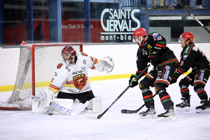 Photo hockey Division 1 - Division 1 : 13me journe : Mont-Blanc vs Meudon - Les Comtes rsistent au froid