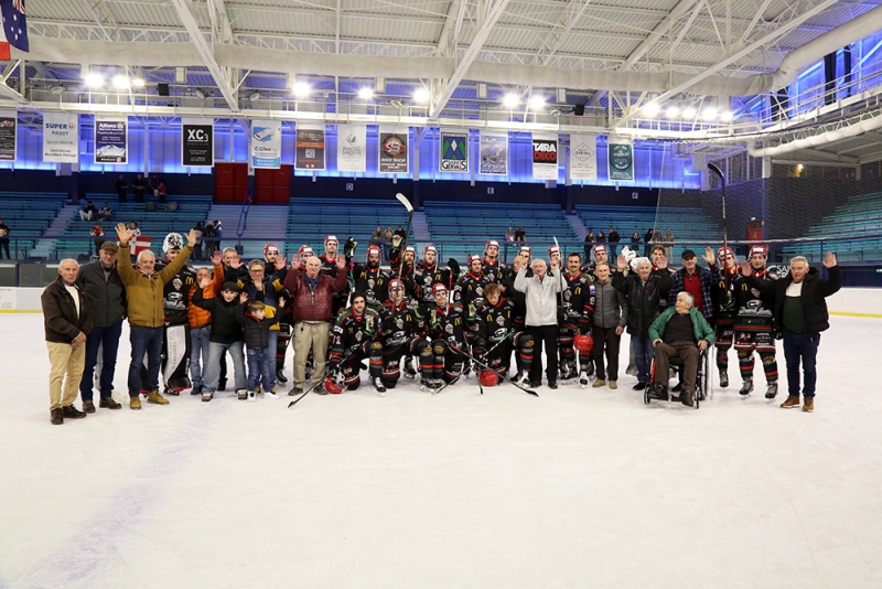 Photo hockey Division 1 - Division 1 : 13me journe : Mont-Blanc vs Meudon - Les Comtes rsistent au froid