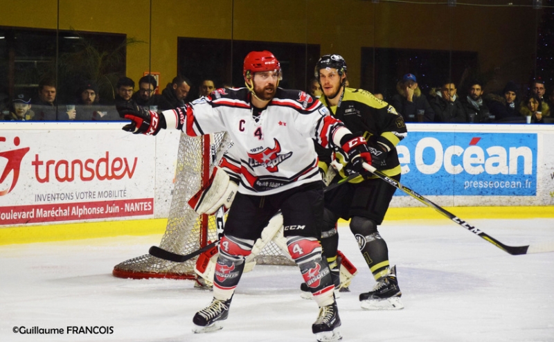 Photo hockey Division 1 - Division 1 : 13me journe : Nantes vs Neuilly/Marne - La Force tait avec les Bisons 