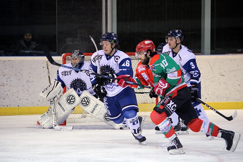 Photo hockey Division 1 - Division 1 : 14me journe : Mont-Blanc vs Nantes - Les Corsaires conquirent le Mont-Blanc