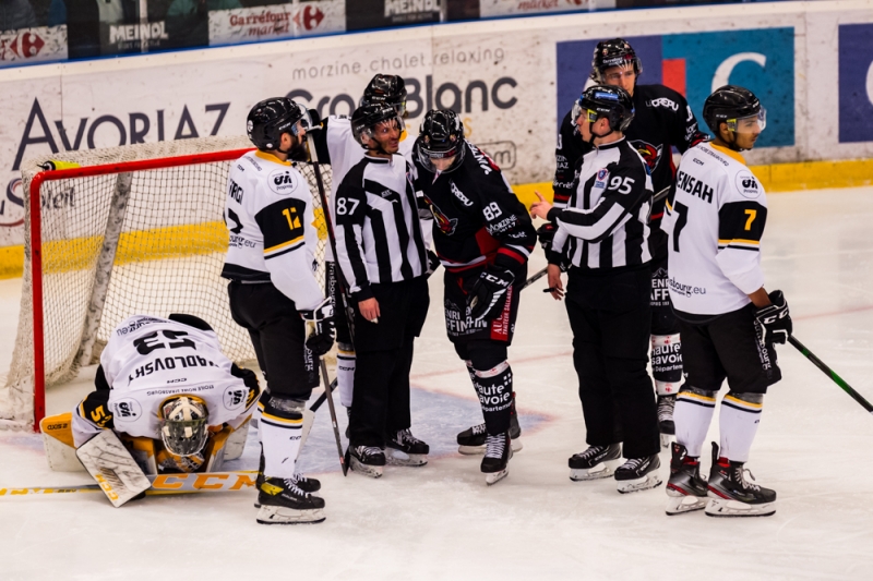 Photo hockey Division 1 - Division 1 : 15me journe : Morzine-Avoriaz vs Strasbourg  - Soire complique pour Morzine...