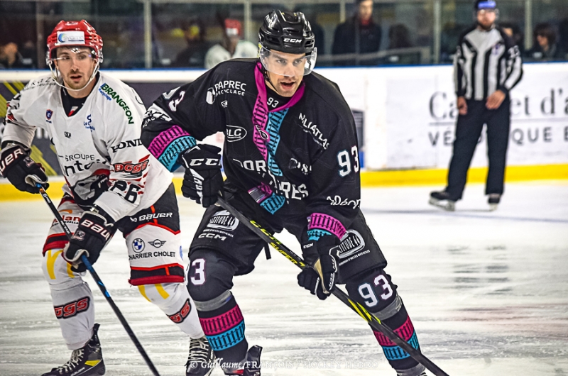 Photo hockey Division 1 - Division 1 : 15me journe : Nantes vs Cholet  - Douche froide pour Nantes, dans le derby face  Cholet