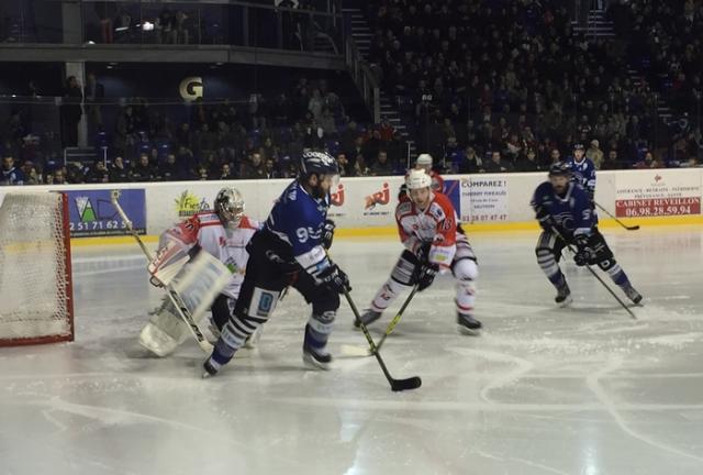 Photo hockey Division 1 - Division 1 : 15me journe : Nantes vs La Roche-sur-Yon - Nantes maintient son rang