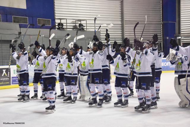 Photo hockey Division 1 - Division 1 : 16me journe : Nantes vs Tours  - D1 : Tours enchane avec une 6e Victoire