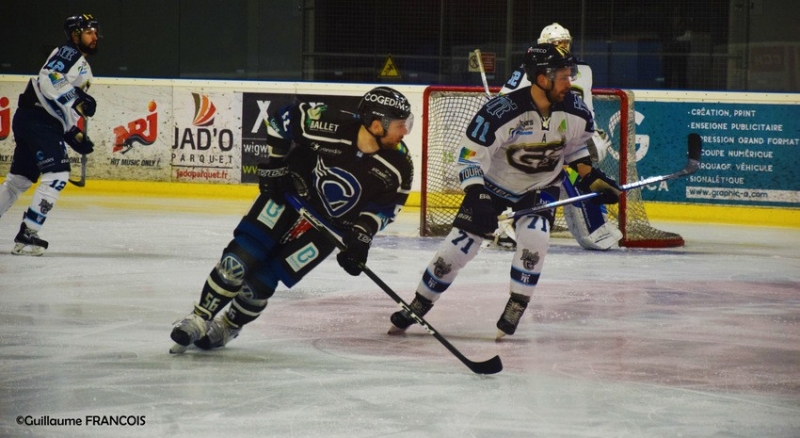 Photo hockey Division 1 - Division 1 : 16me journe : Nantes vs Tours  - De Solides Remparts 