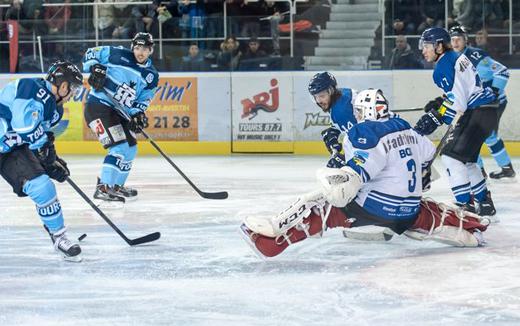 Photo hockey Division 1 - Division 1 : 16me journe : Tours  vs Nantes - Un jeu  la Nantaise