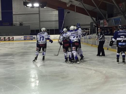 Photo hockey Division 1 - Division 1 : 17me journe : Nantes vs Courchevel-Mribel-Pralognan - Val Vanoise lemporte avec Brio