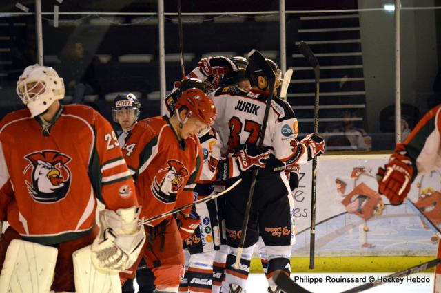 Photo hockey Division 1 - Division 1 : 18me journe : Courbevoie  vs Mulhouse - Le poison des Scorpions agit tardivement