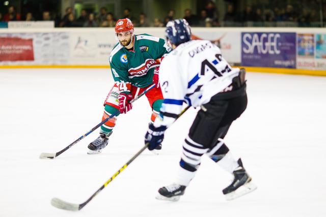 Photo hockey Division 1 - Division 1 : 19me journe : Anglet vs Nantes - D1 : Les Corsaires par le fond