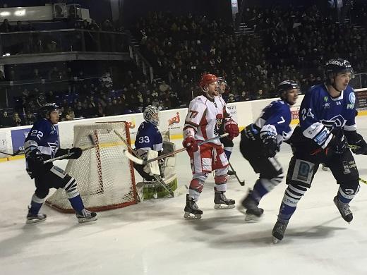 Photo hockey Division 1 - Division 1 : 19me journe : Nantes vs Courbevoie  - Les Nantais simposent avec srieux