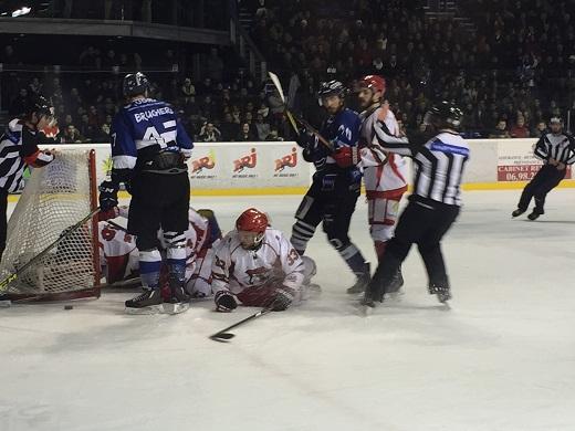 Photo hockey Division 1 - Division 1 : 19me journe : Nantes vs Courbevoie  - Les Nantais simposent avec srieux