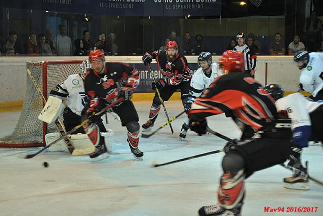 Photo hockey Division 1 - Division 1 : 1re journe : Neuilly/Marne vs Nantes - Nantes en voulait plus