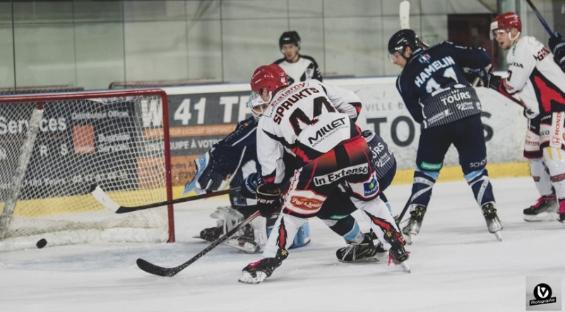 Photo hockey Division 1 - Division 1 : 1re journe : Tours  vs Cholet  - PHOTOS de la victoire de Cholet  Tours