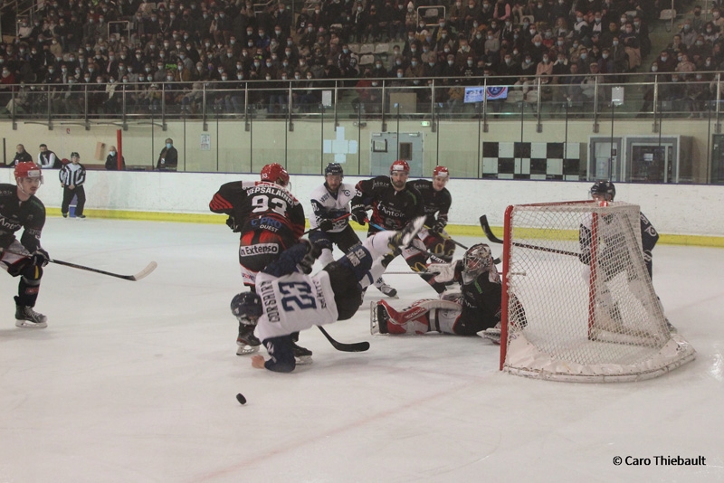 Photo hockey Division 1 - Division 1 : 20me journe : Cholet  vs Nantes - Courte dfaite de Cholet lors du derby qui l