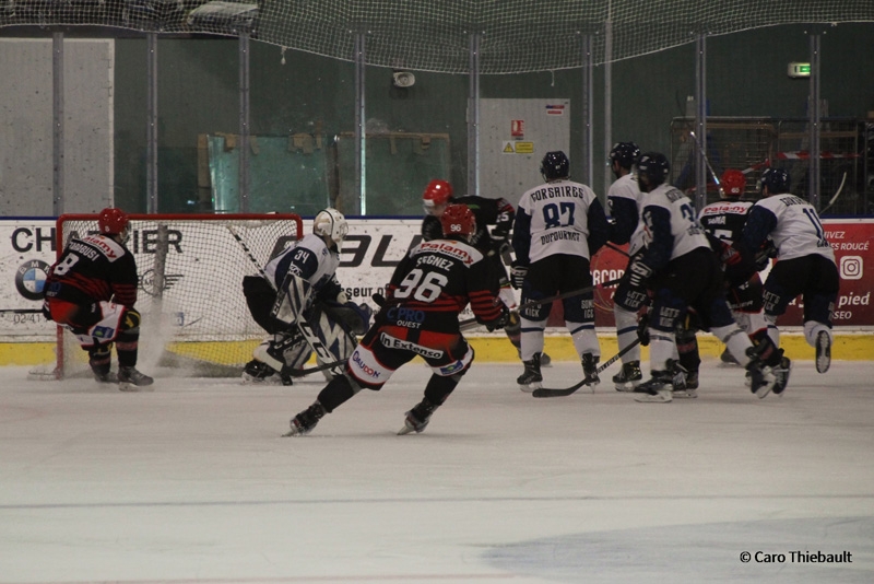 Photo hockey Division 1 - Division 1 : 20me journe : Cholet  vs Nantes - Courte dfaite de Cholet lors du derby qui l