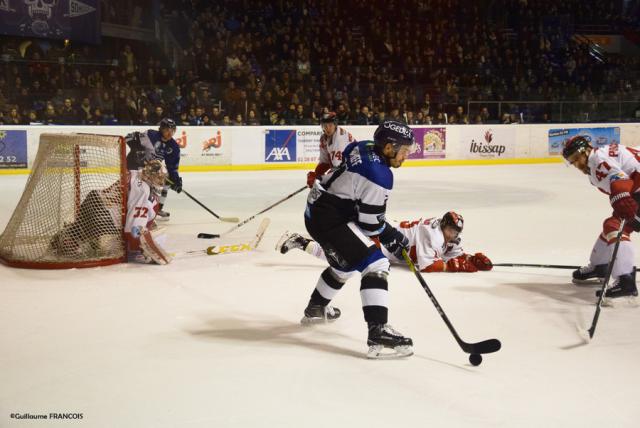 Photo hockey Division 1 - Division 1 : 22me journe : Nantes vs Brianon  - D1 : Brianon conforte sa position de leader