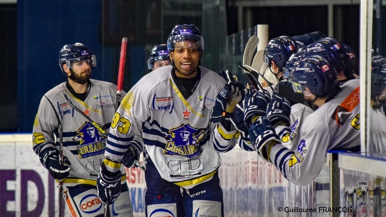 Photo hockey Division 1 - Division 1 : 25me journe : Nantes vs Dunkerque - Nantes remporte la bataille des Corsaires et prend la direction des Playoffs