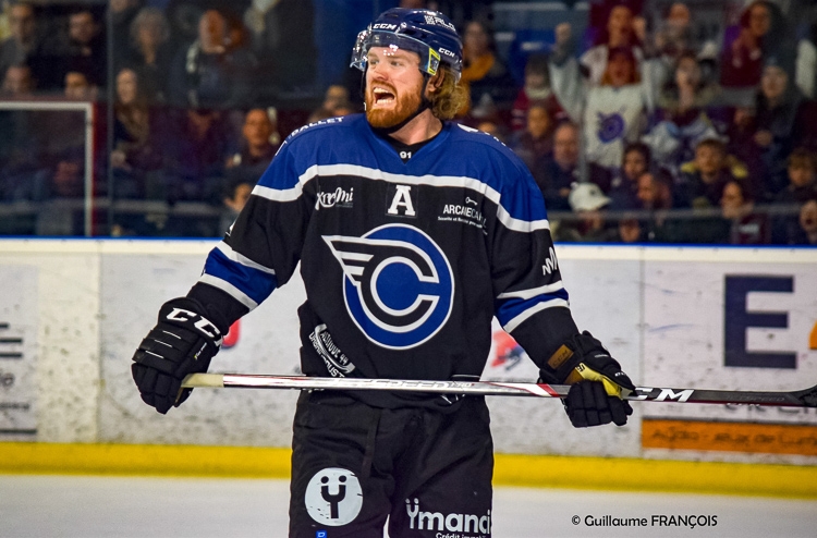 Photo hockey Division 1 - Division 1 : 25me journe : Nantes vs Dunkerque - Nantes remporte la bataille des Corsaires et prend la direction des Playoffs