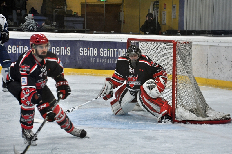 Photo hockey Division 1 - Division 1 : 25me journe : Neuilly/Marne vs Nantes - Neuilly stoppe les Corsaires