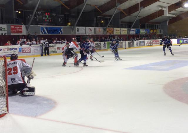 Photo hockey Division 1 - Division 1 : 26me journe : Nantes vs Bordeaux - Bordeaux arrache la victoire au Petit Port