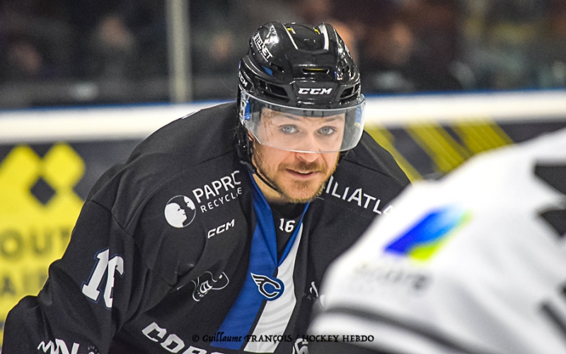 Photo hockey Division 1 - Division 1 : 26me journe : Nantes vs Brest  - Nantes sincline face  Brest et sort par la petite porte