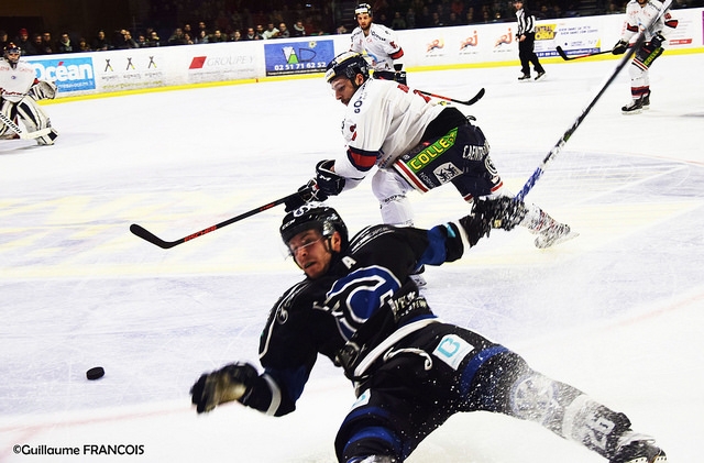 Photo hockey Division 1 - Division 1 : 26me journe : Nantes vs Caen  - Les Nantais raflent la 4me place