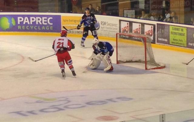 Photo hockey Division 1 - Division 1 : 2me journe : Nantes vs Courbevoie  - Les Corsaires bien dans leur port