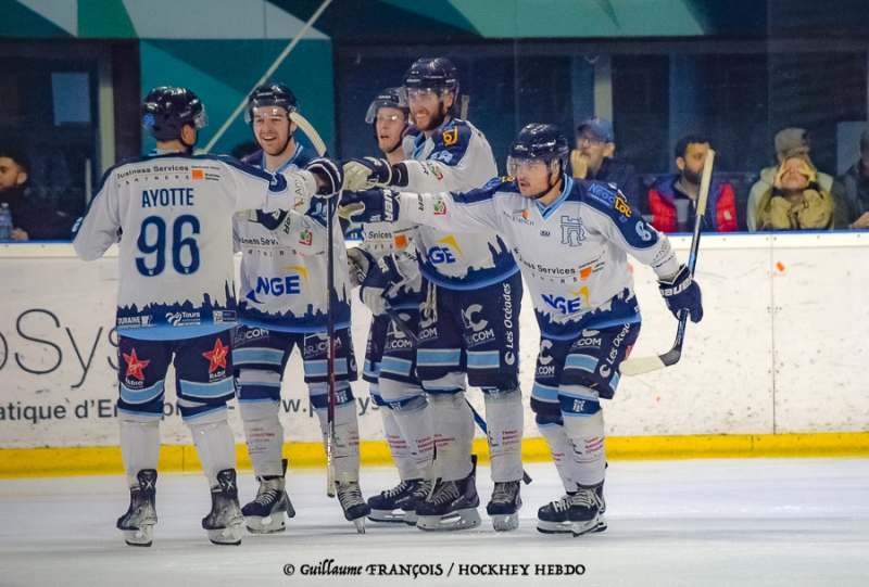 Photo hockey Division 1 - Division 1 : 2me journe : Nantes vs Tours  - Nantes ne rsiste pas face aux remparts de Tours