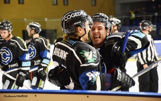 Photo hockey Division 1 - Division 1 : 3me journe : Nantes vs La Roche-sur-Yon - Nantes intraitable  domicile